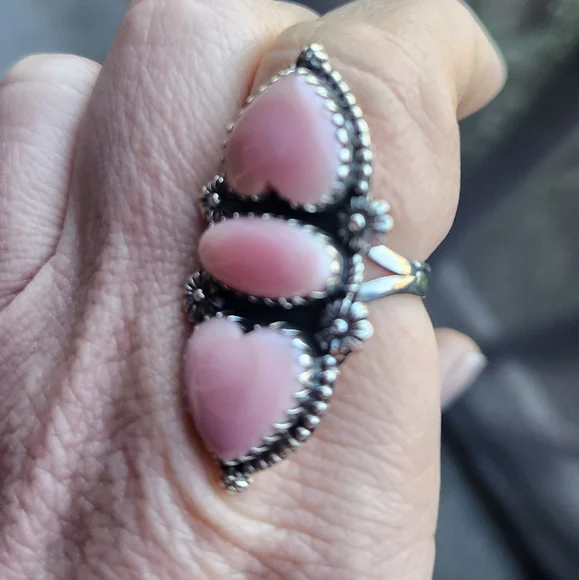 Handmade Sterling Silver 925 Queen Pink Conch Double Heart Crawler Ring Size 8 - Picture 3 of 9